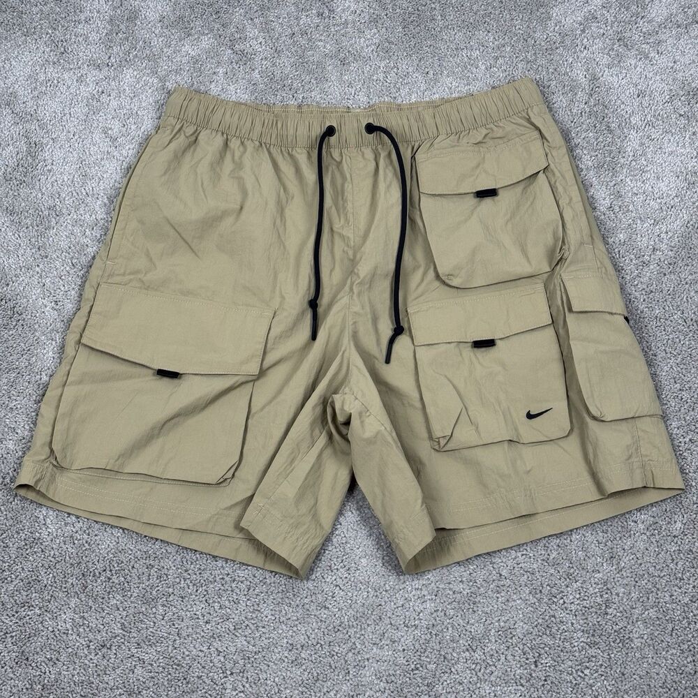 Nike Tech Woven Cargo Utility Shorts Beige Loose Fit HJ0677-297 Mens Size Medium